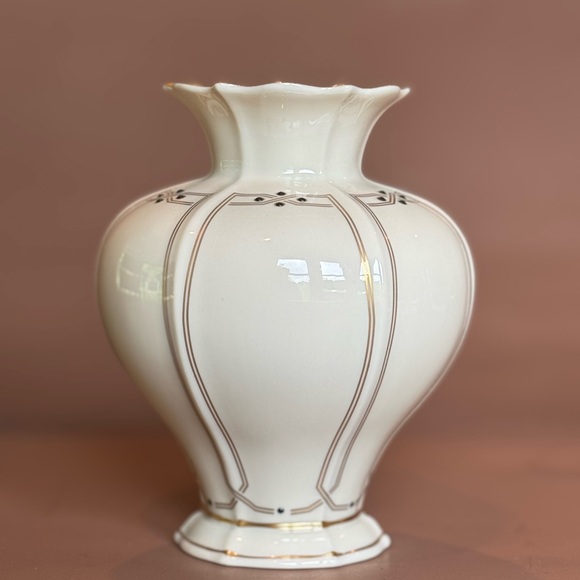 Lenox Vase "Vanguard Collection" 1990's Raised dots, Art Deco motif  7" T - Picture 6 of 11